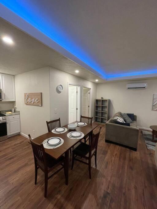 Brand New 2br Cute Blue Led In North * Fresno